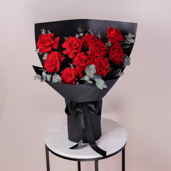 Passion Noir Bouquet